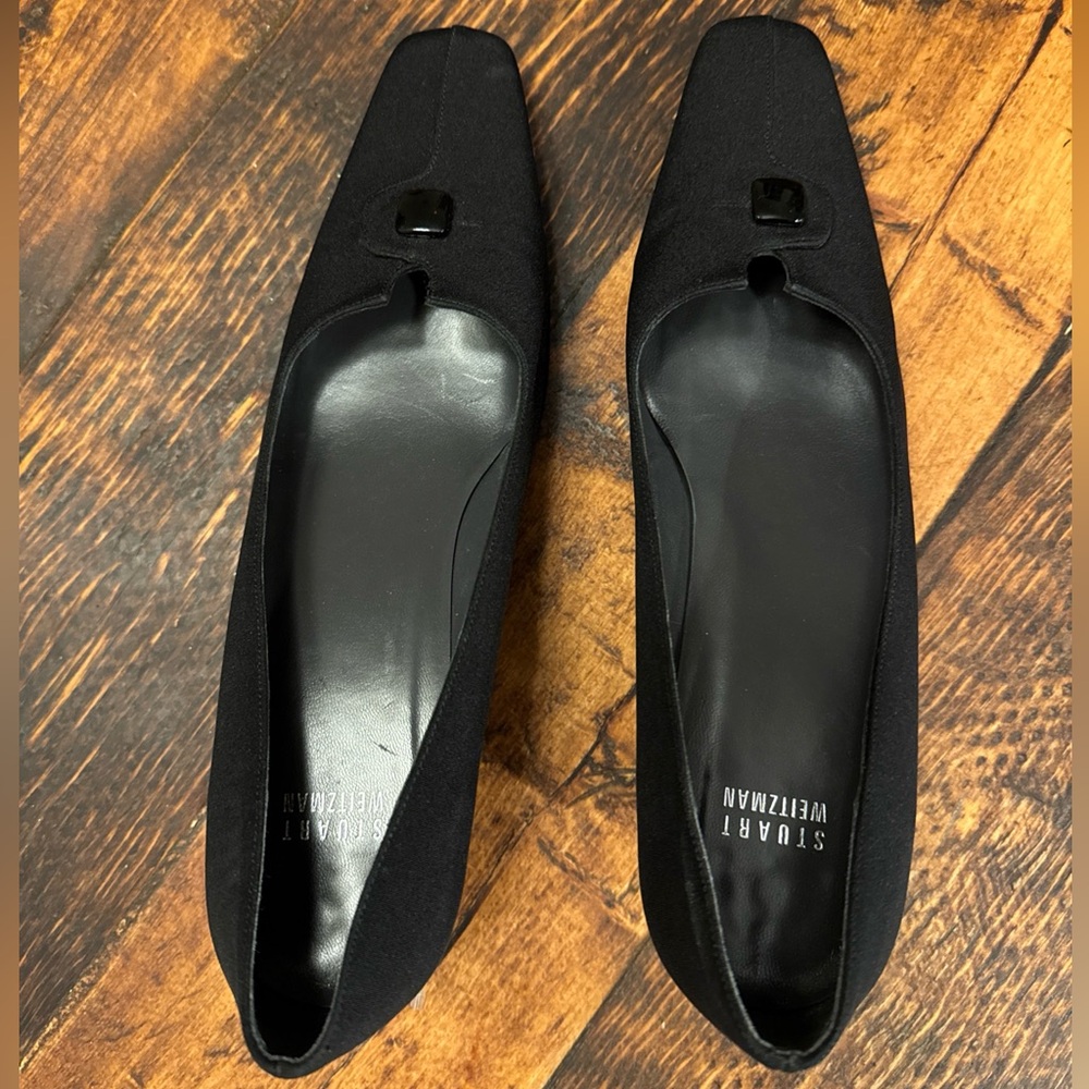 Stuart Weiztman 1 Inch Kitten Heels Size 8.5 - image 1
